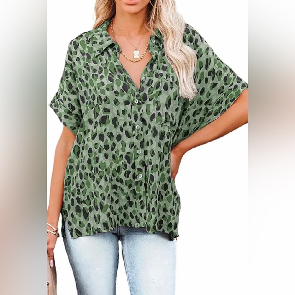 Woman’s Leopard Green Print Button Up Roll Up Sleeve Shirt
